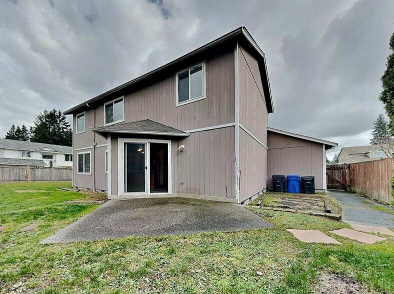 Building Photo - 17302 26th Ave E