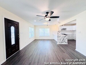 Building Photo - 426 W Wildwood Dr