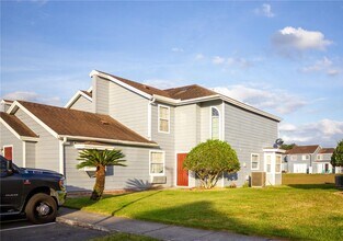 Building Photo - ICW-873 Caribbean Dr.