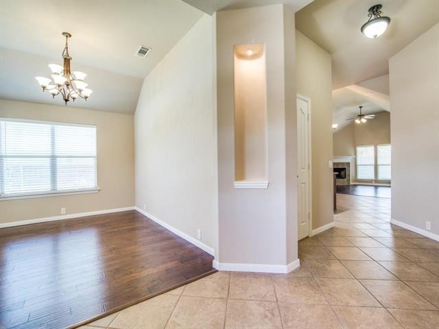 Building Photo - 1410 Cedar Rdg Dr