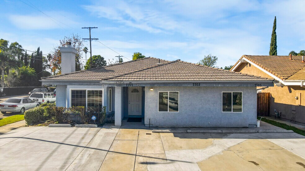 Building Photo - 7701 Baird Ave