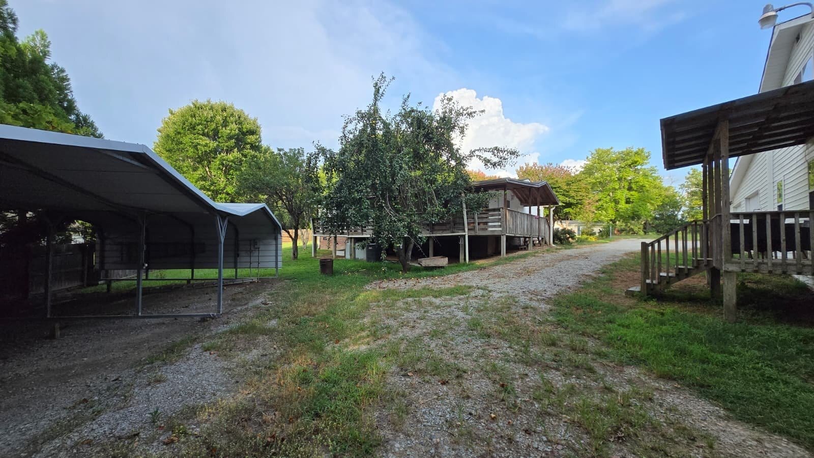 Building Photo - 530 Avent Ferry Rd