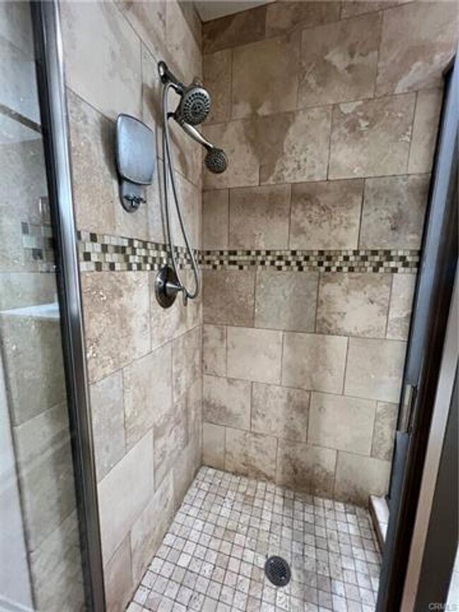 Building Photo - Stunning Pool Home in Menifee with Three-C...