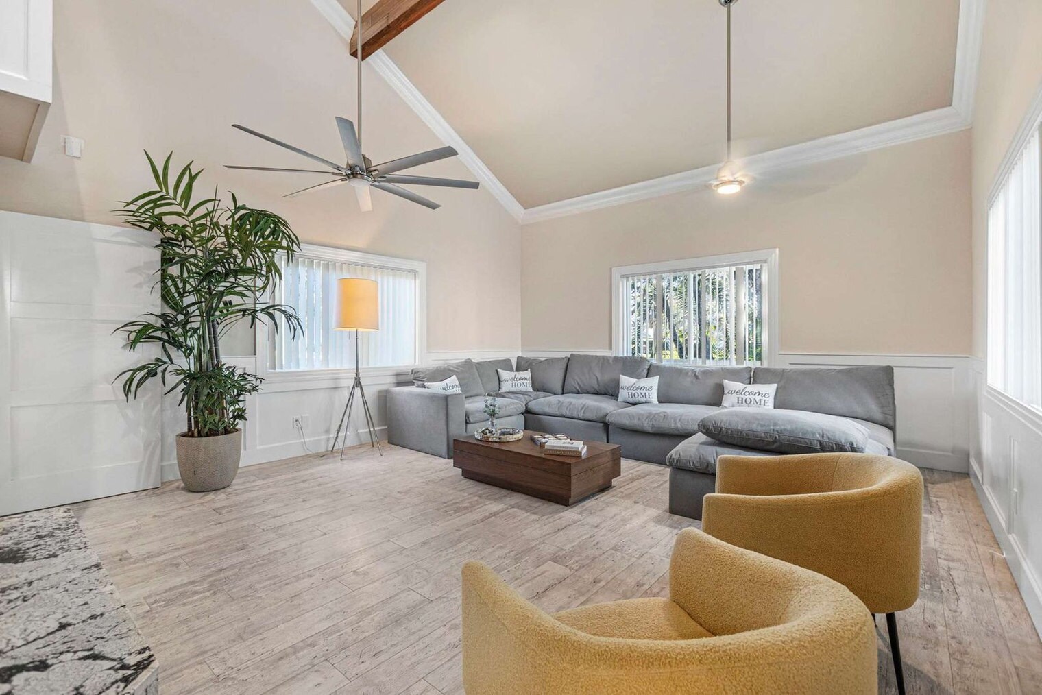 Building Photo - 366 34th Ct SW