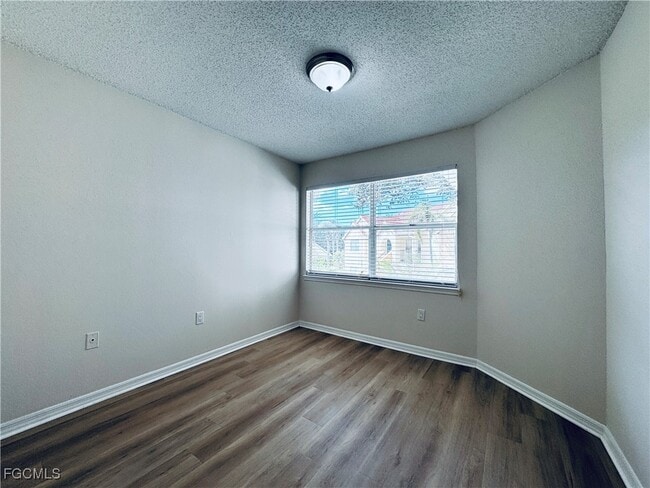 Building Photo - 12700 Equestrian Cir