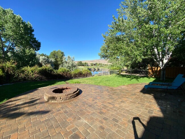Building Photo - Wingfield Springs/Red Hawk Golf Course - E...