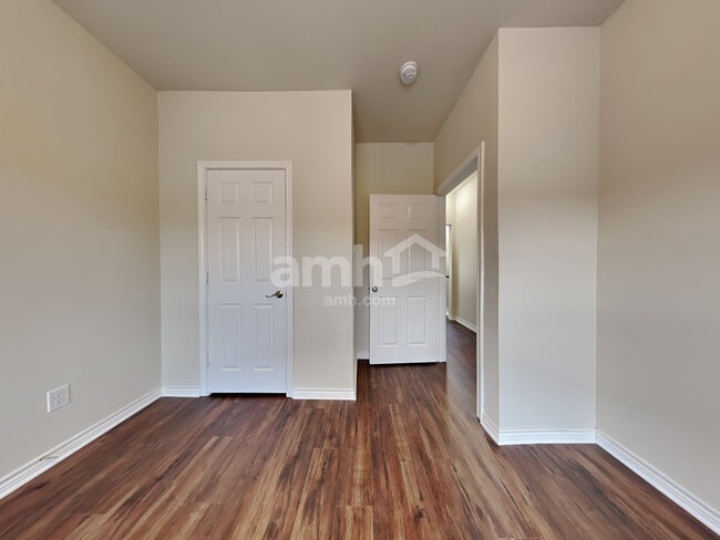 Building Photo - 5513 Soledad Dr