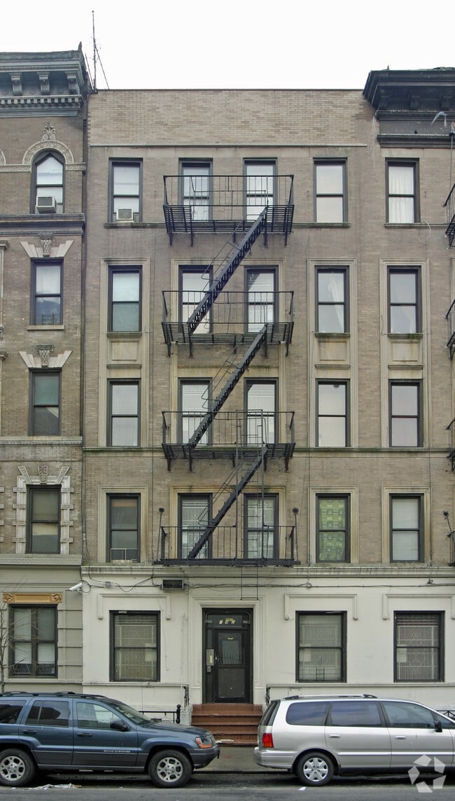 Building Photo - 142-144 W 109th St