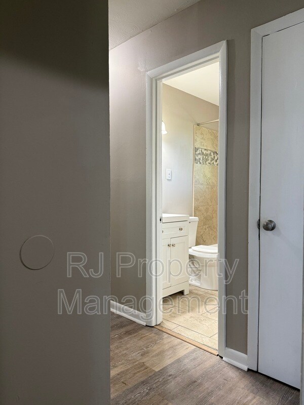Building Photo - 3417 Edgar St