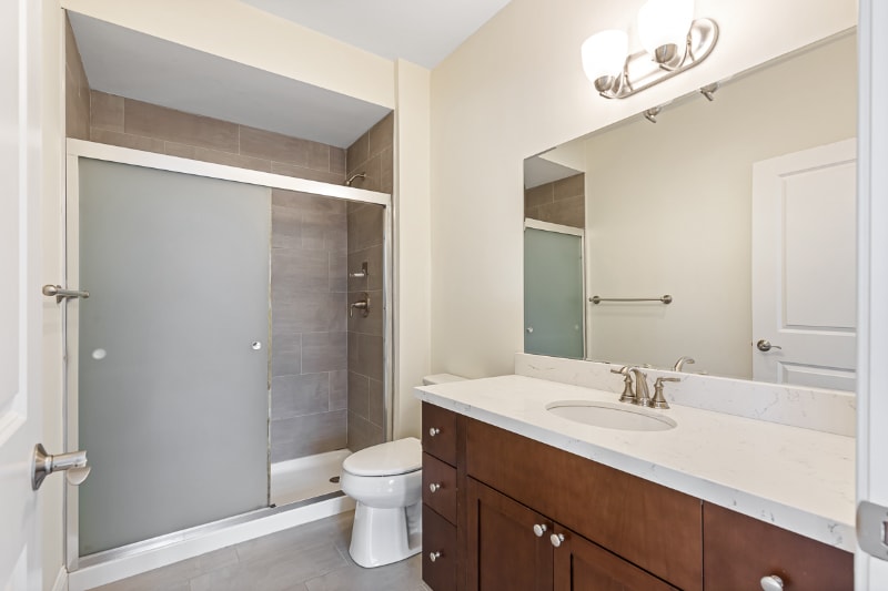 Building Photo - 70 Endicott St