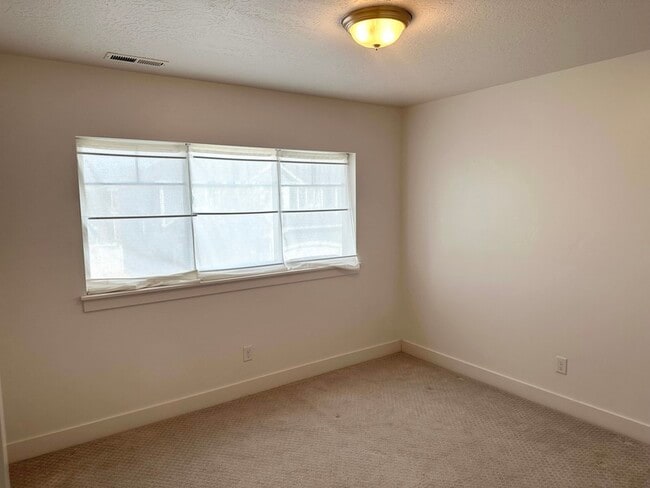 Building Photo - 9729 Fira Ln