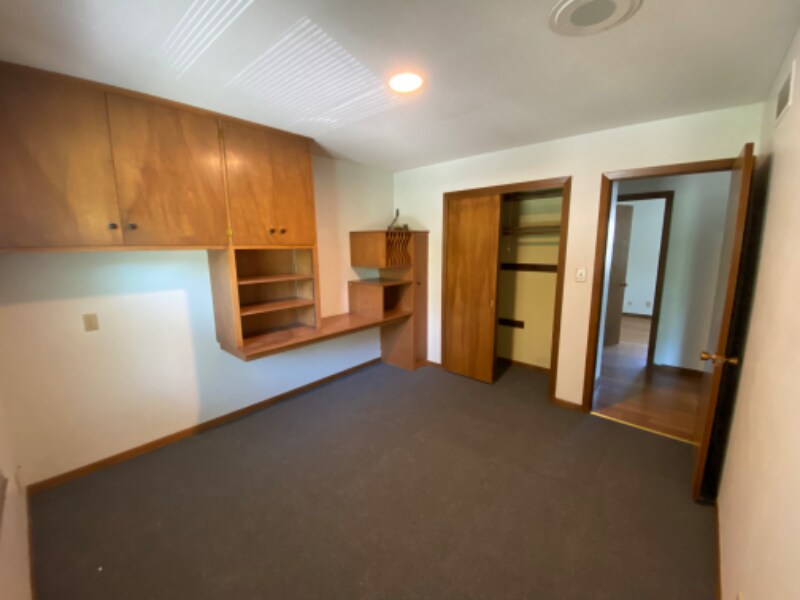 Building Photo - 4100 G St