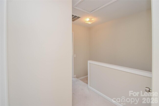 Building Photo - 3148 Mannington Dr