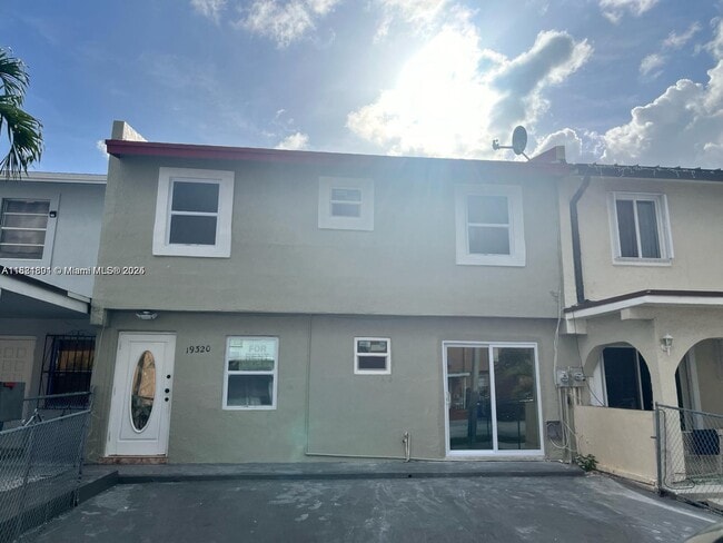 Building Photo - 19320 NW 45th Ave