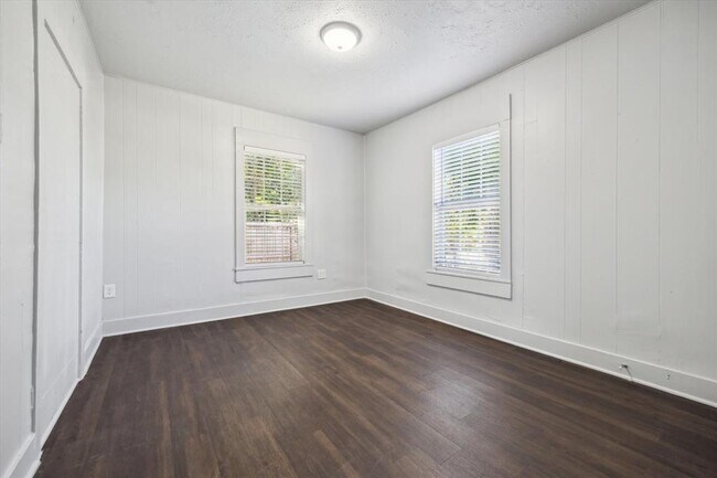 Building Photo - 3110 Canfield St