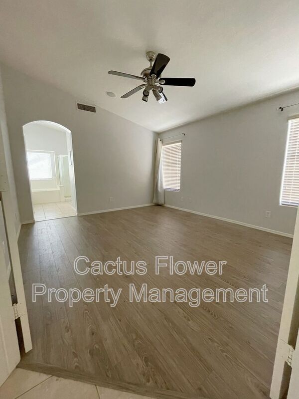 Building Photo - 2392 E Morelos St