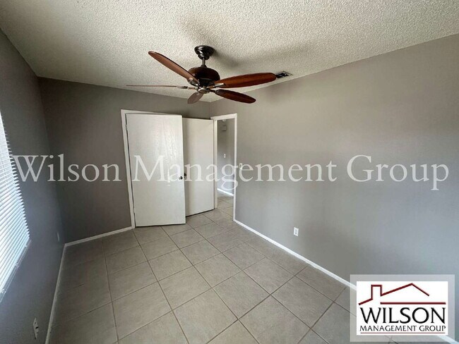 Building Photo - 1912 Wizard Ct