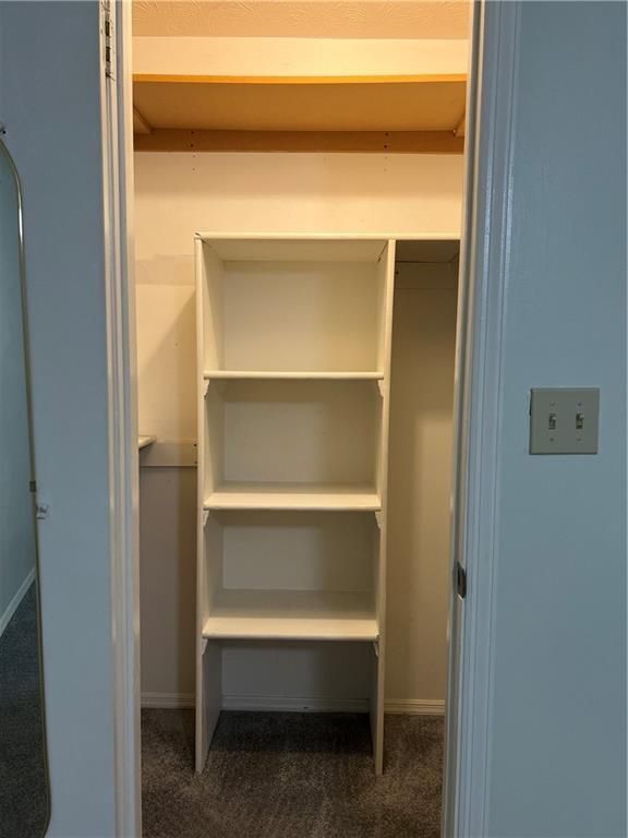 Building Photo - 1648 Raleigh Cir