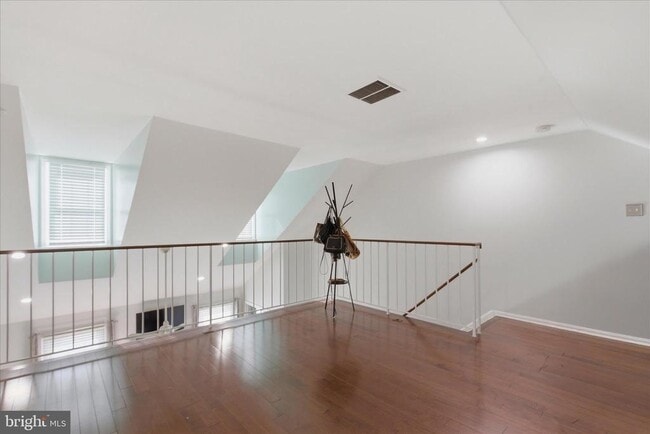 Building Photo - 14229 Oakpointe Dr