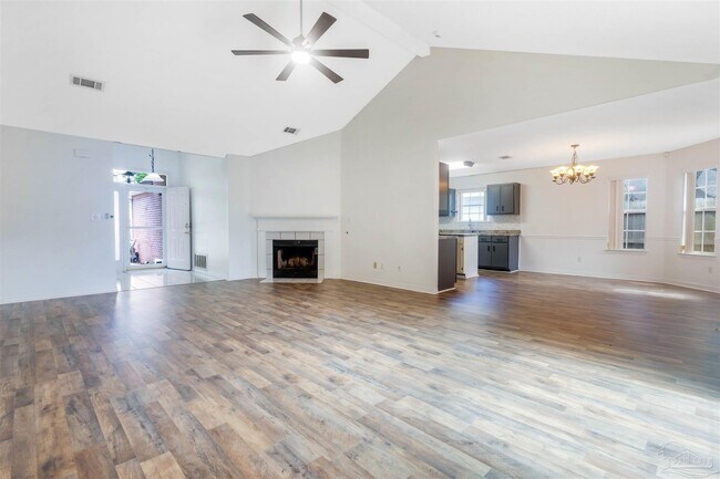 Building Photo - 873 Brande Ct