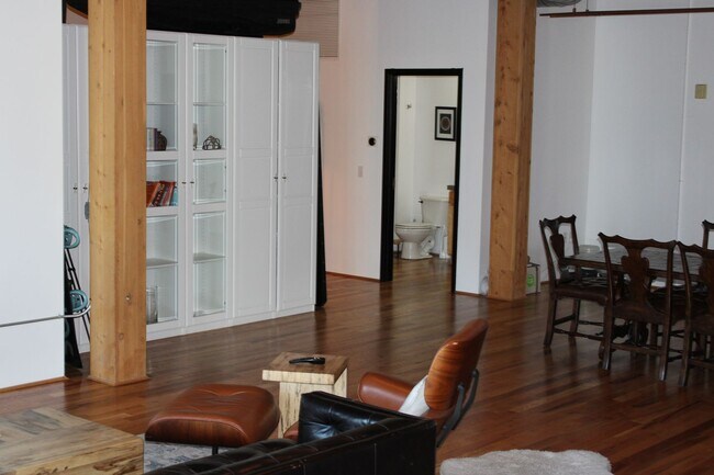 Building Photo - Full Service Executive Fully Furnished All Inclusive Architectural Penthouse Loft Downtown Denver