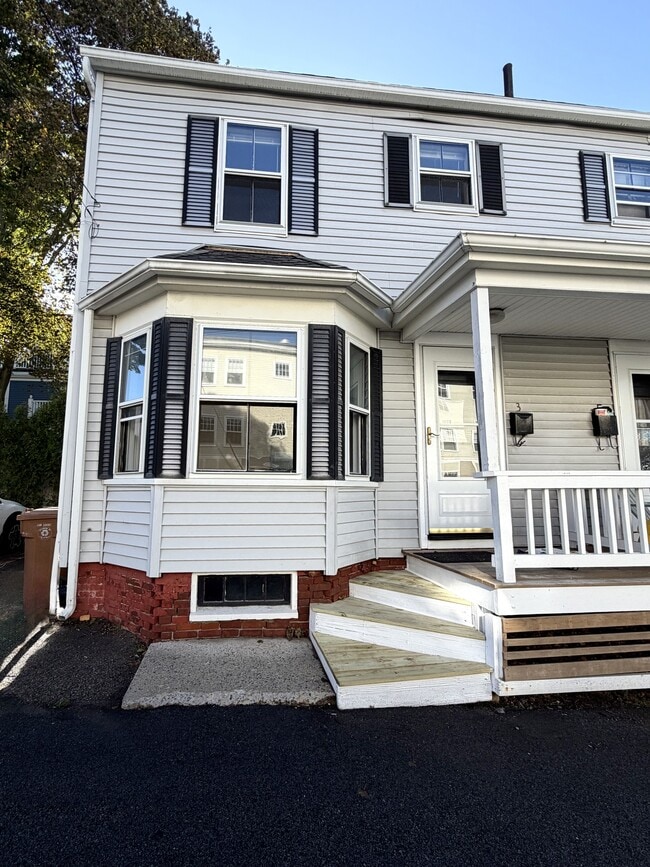 Building Photo - 3 Melcher St