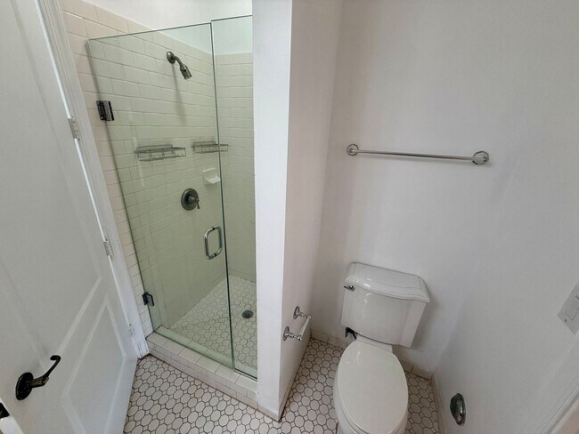 Building Photo - 1 BED 1 BATH APARTMENT | FT. LAUDERDALE