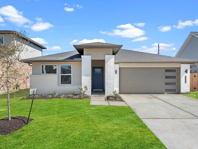 Building Photo - 3335 Silverton Dr