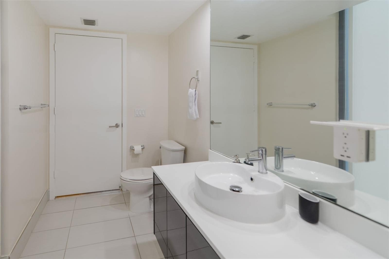 Building Photo - 31 SE 6th St