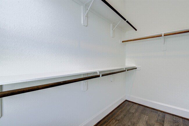 Building Photo - 4605 Nett St