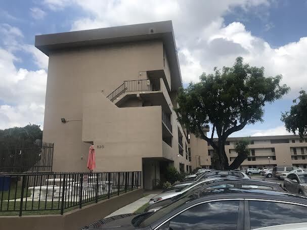 Building Photo - 820 NW 87th Ave