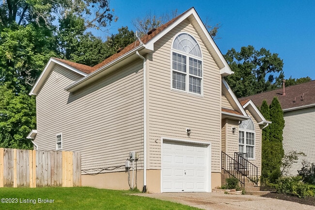 Building Photo - 4218 Willowview Blvd