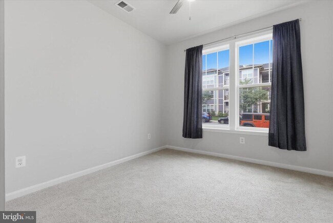 Building Photo - 5818 Imperial Dr