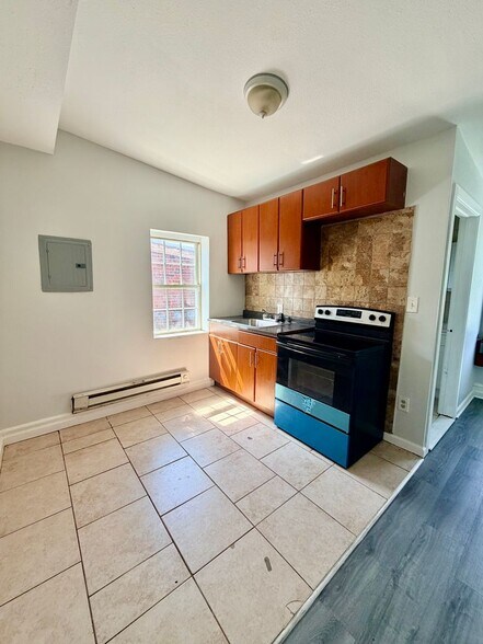 Building Photo - 1514 Arrott St