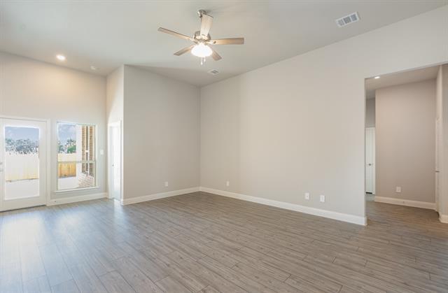 Building Photo - 620 Alaina Dr