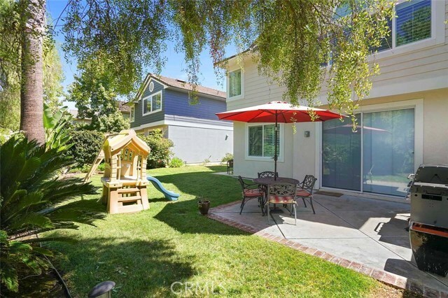 Building Photo - 75 Oakcliff Dr