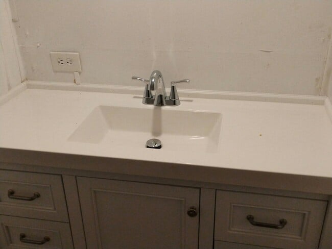 Building Photo - 925 Ponce De Leon Blvd