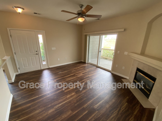 Building Photo - 4645 Hahns Peak Dr