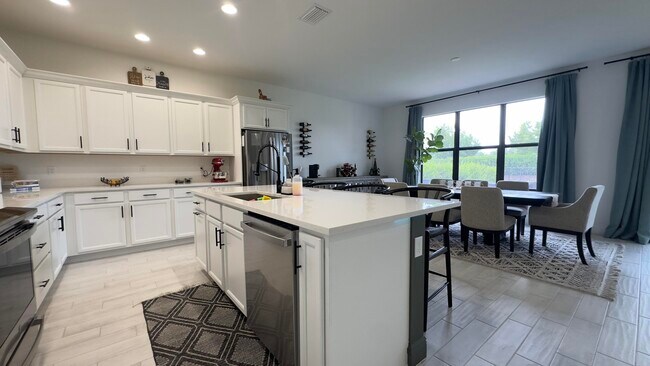Building Photo - 16408 Sea Turtle Pl