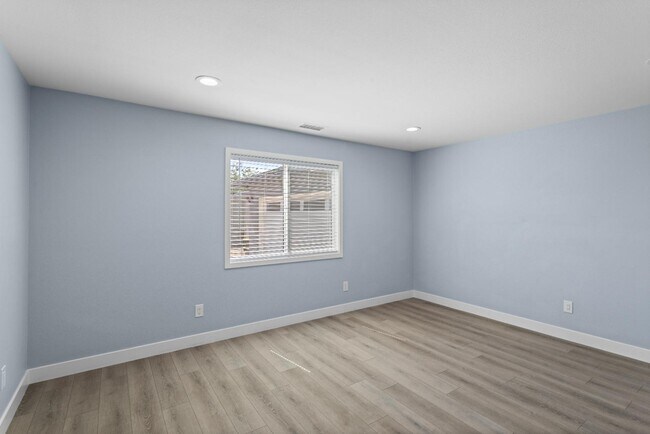Building Photo - 8996 Newport Ave