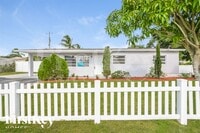 Building Photo - 161 NE 20th St