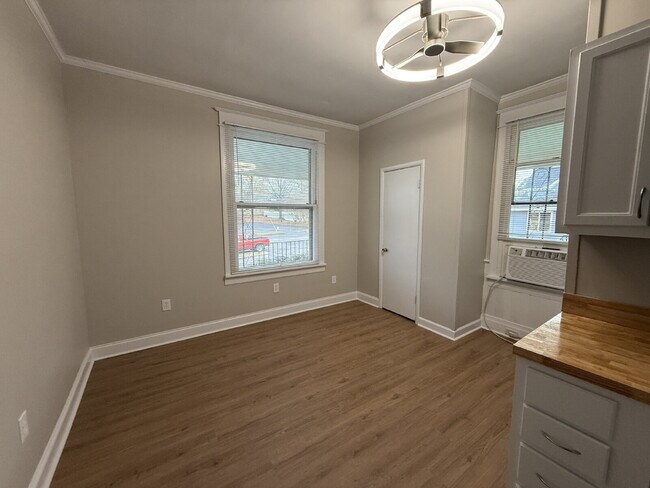 Building Photo - 1417 Watts St