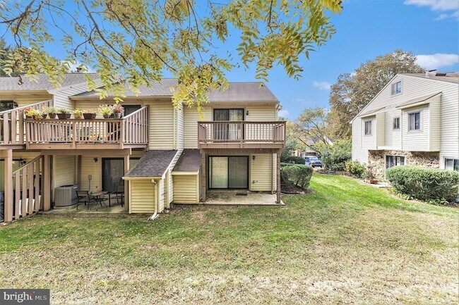 Building Photo - 18 Flintlock Ln