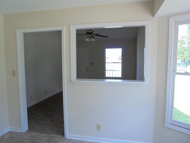 Building Photo - 2746 Union Hall Rd