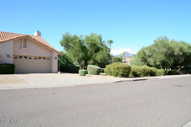 Building Photo - 9548 E Desert Trail