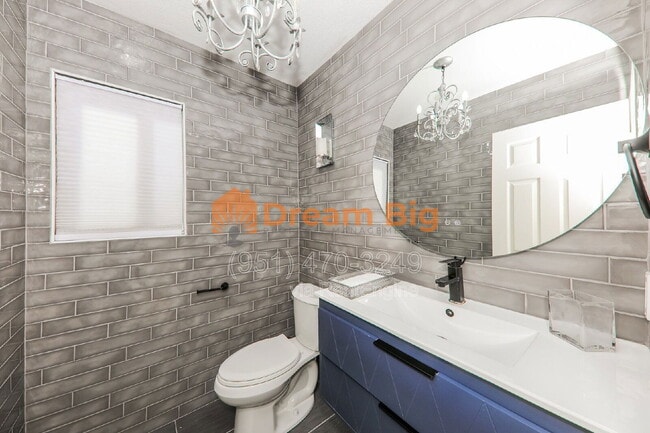 Building Photo - 2712 Toumey Ln