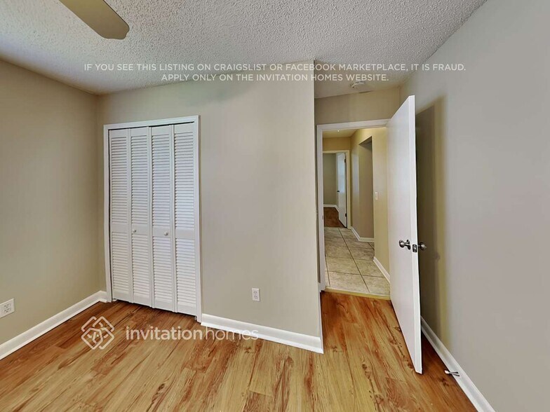 Building Photo - 3657 Lumberjack Cir S