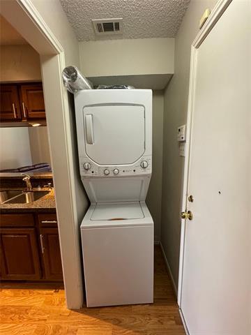 Building Photo - 6308 Winton St