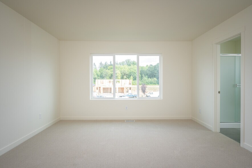 Master bedroom - 1965 NW 19th Ct