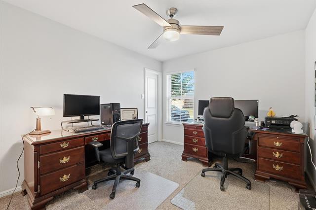 Building Photo - 10431 Ft Cibolo Trl